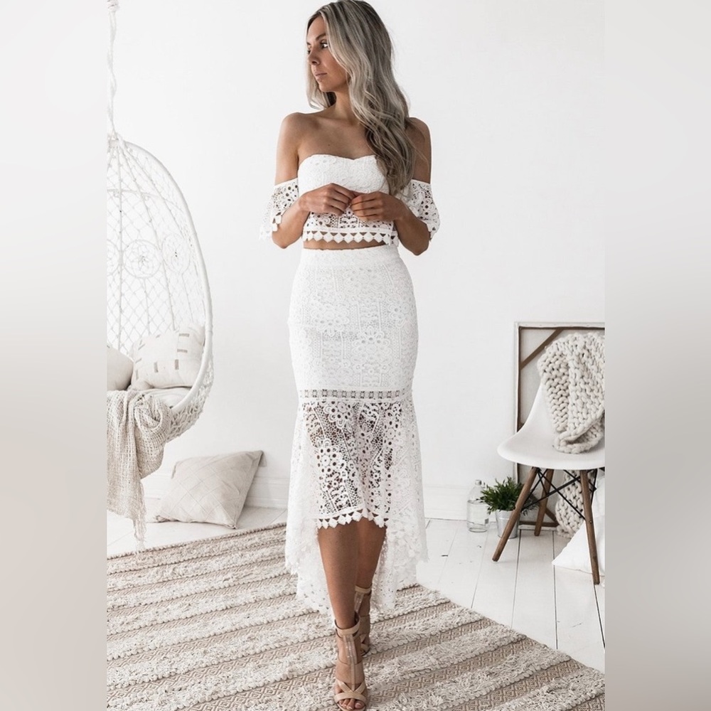 Shop Jaus white skirt set